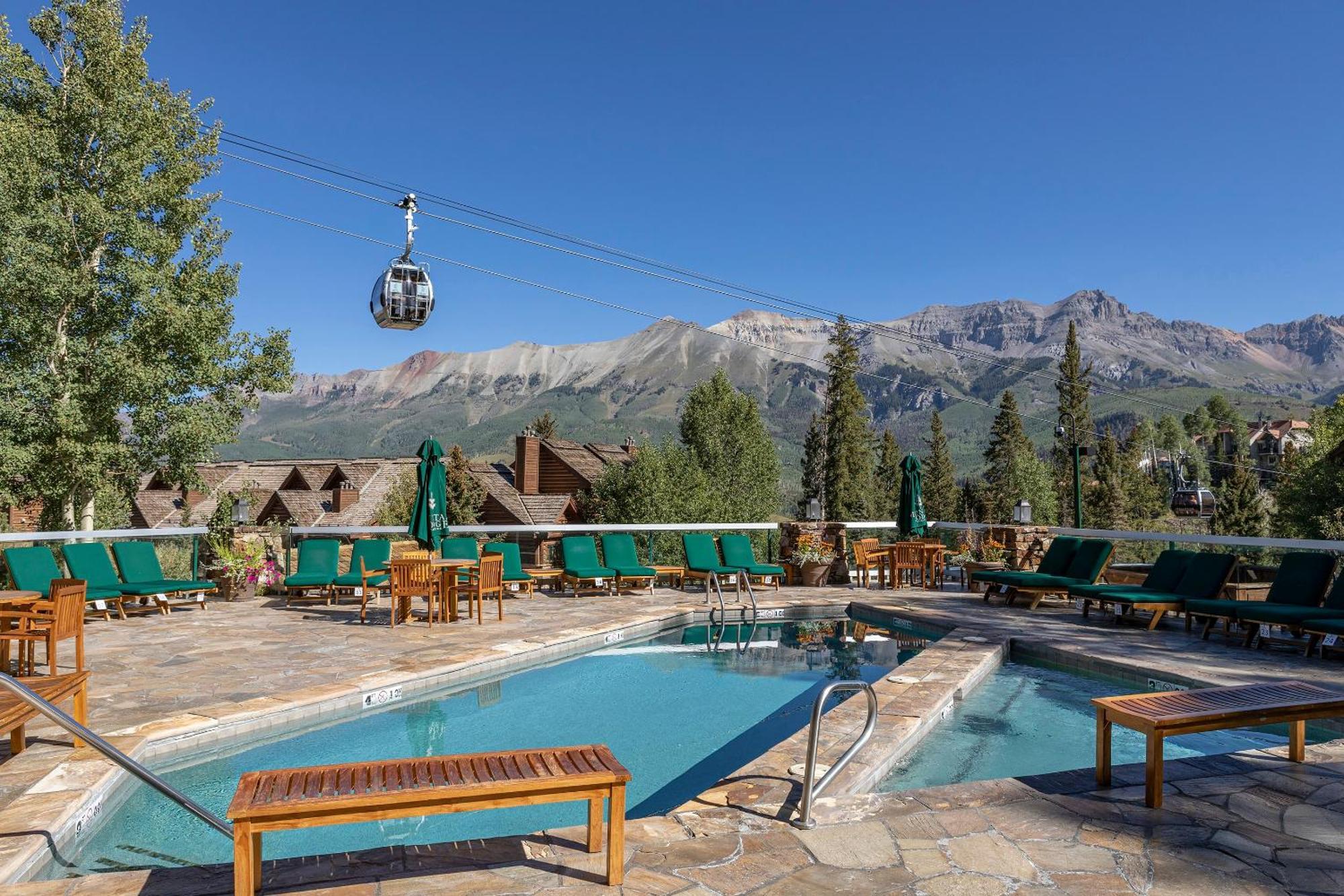 2 Bedroom - Luxury Skiin And Out Holiday home